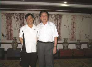 与安全部副部长高以忱合影留念